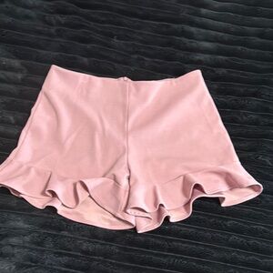 Super Cute Lavender/Blush Ruffle Hem boutique shorts~